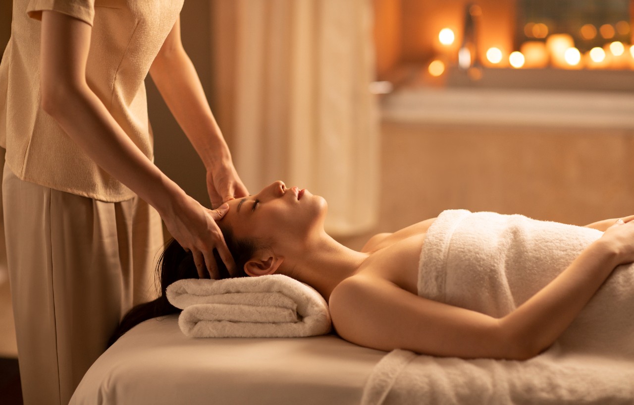 Find Relief from Pain and Stress with an Aromatic Siwonhe Massage