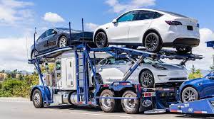 Choosing the Right Auto Transport Company: Tips and Insights