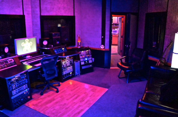 Crafting Hits in Atlanta’s Dynamic Studios